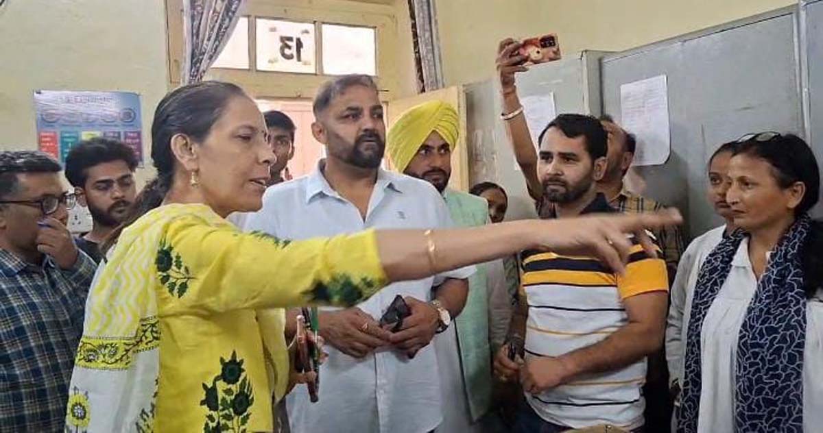 Punjab Health System Corporation Vice Chairman Maninderjit Singh Vicky Ghanaur makes surprise visit to Civil Hospital Rajpura.
